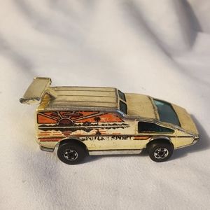 1976 Gold Hotwheels Chrome Spoiler Sport Super Van